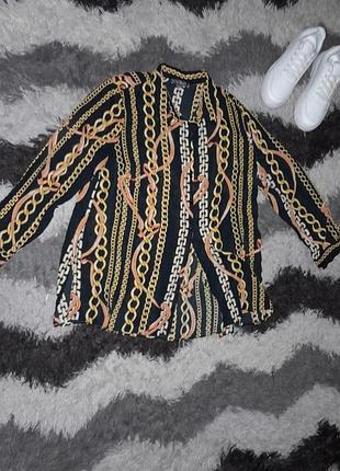 Рубашка женская удлиненная с разрезами сбоку в принт цепи