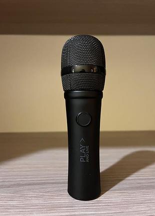 Play and live парфуми мікрофон