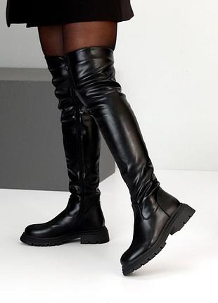 Ботфорти зимові з екошкіри.  всередині:  екохутро до щиколотки, вище фліс