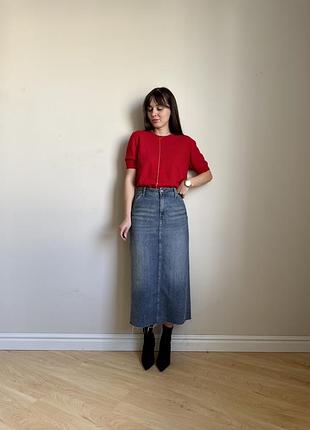 Джинсова спідничка міді від h&m, колір під вінтаж, необроблений низ