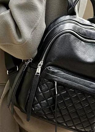 Жіночий шкіряний рюкзак великого розміру
