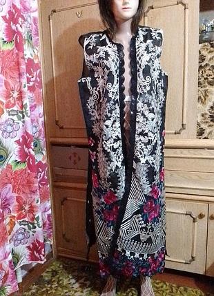 Пенюар з вишивкою