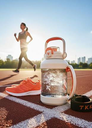 Бутылка для воды 2000 мл из безопасного тритана. четире цвета