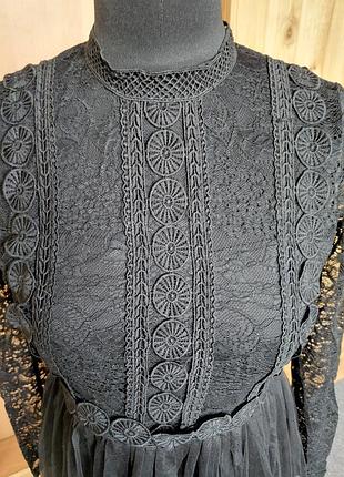 Черное платье из фатина и гипюра,размер м