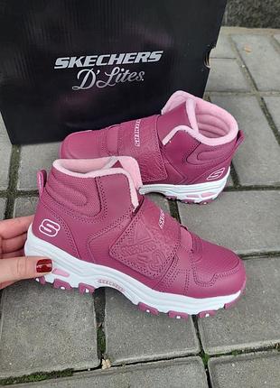 Зимові черевики на дівчинку від бренду skechers оригінал нові