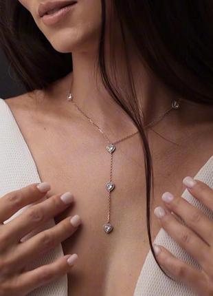 Срібне колье в позолоті з сердечками і фіанітами