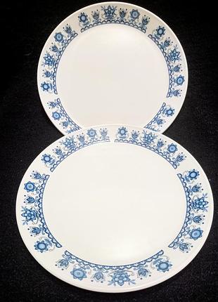 Тарелки английская фабрика очень милые для вторых блюд