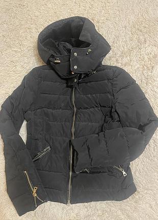 Куртка жіноча