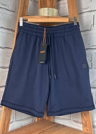 Базовые шорты hugo boss синие с карманами размер м