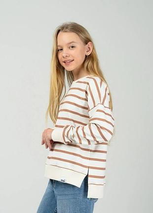 Свитшот в полоску