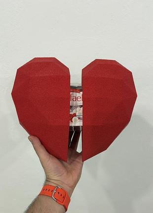 Серце з рафаелло