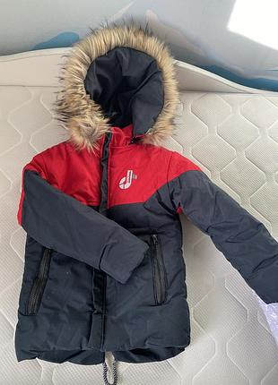 Зимова куртка на хлопчика 6-7 років на овчині