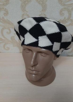 Цікавий чорно-білий бере шахівка primark