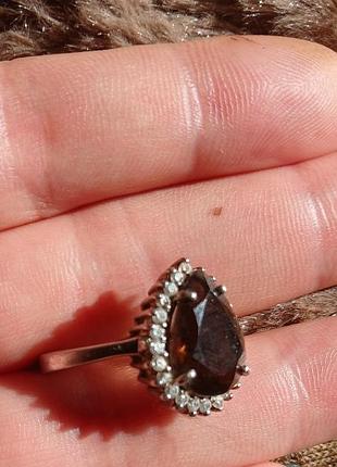 Серебрянное кольцо, камень коричневого цвета. размер 17,5, 18