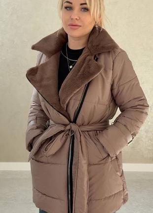 Куртка    
тканина : плащівка лаке ( біо -пух ( штучний кролик )