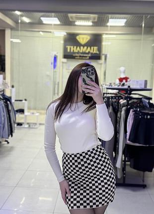 Мініспідниця  у чорно-білу шахову клітинку leger