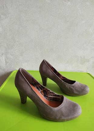 Женские туфли 37 размер от бренда carina