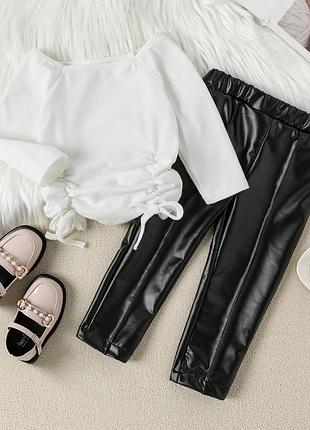 Стильный костюм для девочки