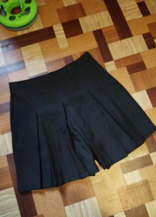 Юбка -шорты новые