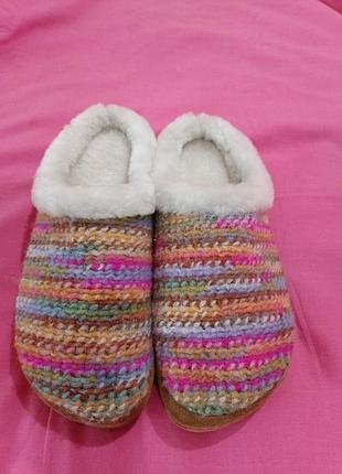 Теплые тапули на меху.