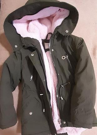 Парка на девочку
