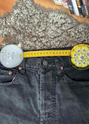 Жіночі джинси чорного кольору levi’s