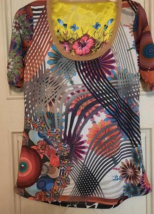 Футболка жіноча desigual  .m/l.