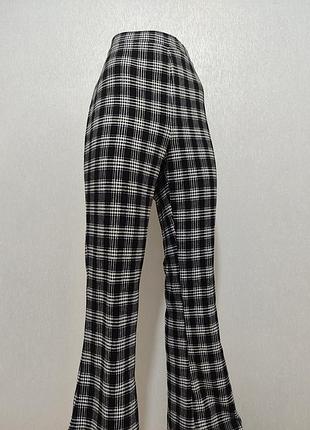 Модные брюки в идеале