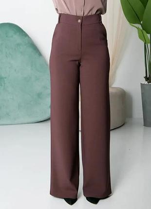 Жіночі класичні прямі широкі штани-палацо / брюки-палаццо від бренду esprit коричневого кольору із тканого матеріалу.