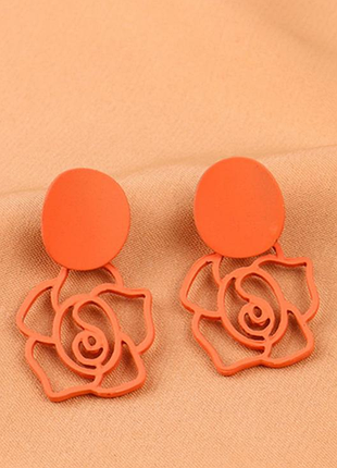 Елегантні милі сережки-цвяшки