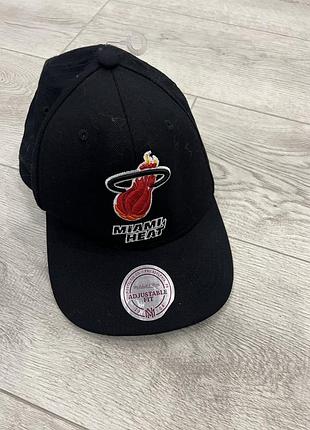 Бейсбольна кепка mitchell &ness