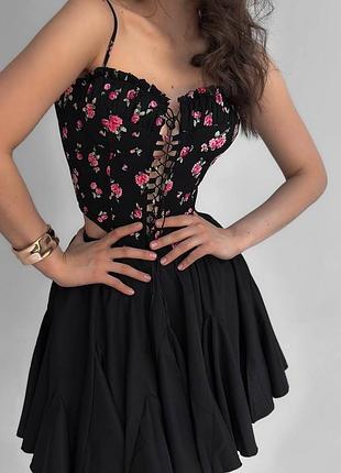 Неймовірний корсет квітковий