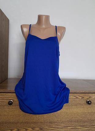 Майка гарна