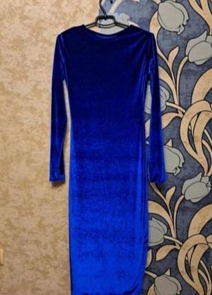Платье велюровое 44-46