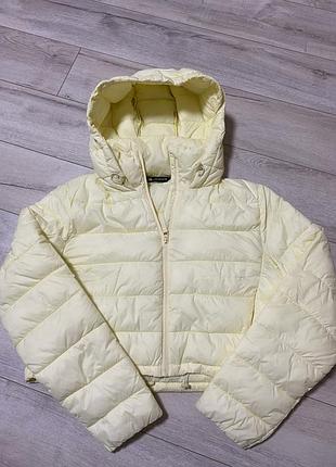 Жіноча куртка zara