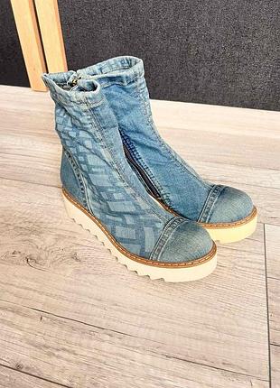 Продам джинсові черевики