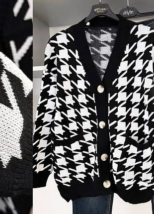 Красивий кардіган