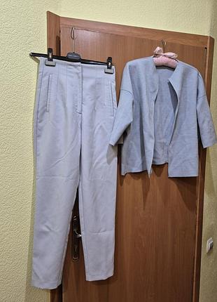 Красивий костюм комплект