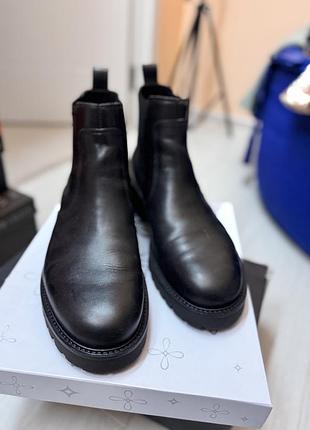 Чёрные кожаные ботинки massimo dutti — размер 45 2