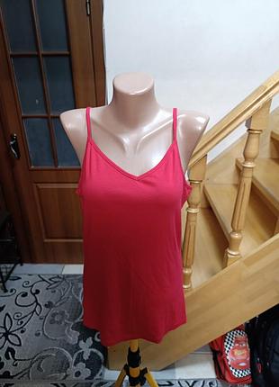 Майка гарна