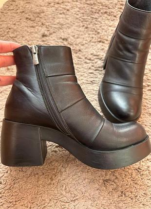 Ботинки.натуральная кожа