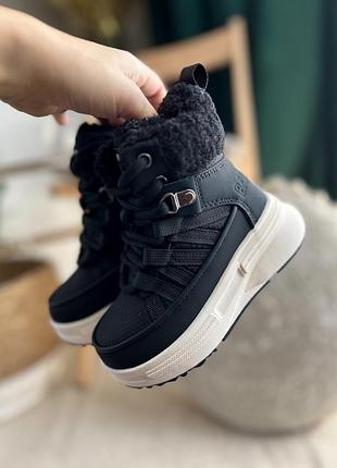 Зимние ботинки на девочку