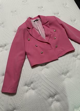 Рожевий піджак