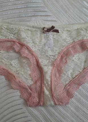 Молочные кружевные трусики фирмы no secret primark размер 32/34 европейский