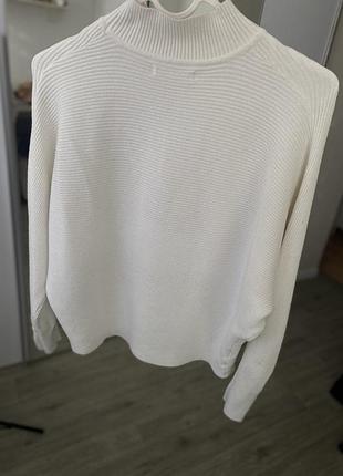 Светер новый