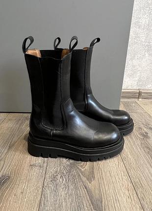 Чоботи чорні челсі, якісний кожзам, розмір 38.