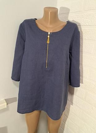 Льняная блуза на спине с разрезом