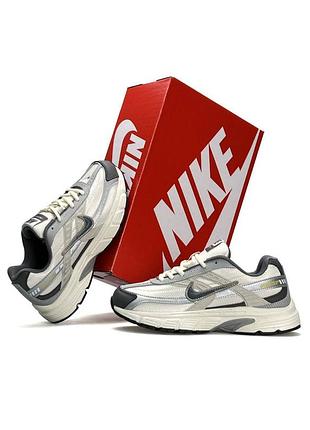 Nike initiator w beige grey