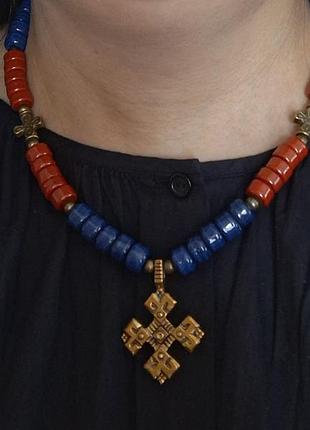 Ожерелье из косовской керамики