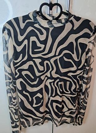 Сітчаста кофта з анімалістичним принтом